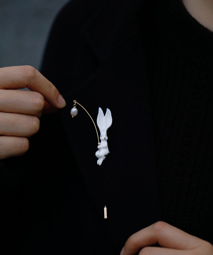 YIHE Ceramic Brooches "Rabbit"