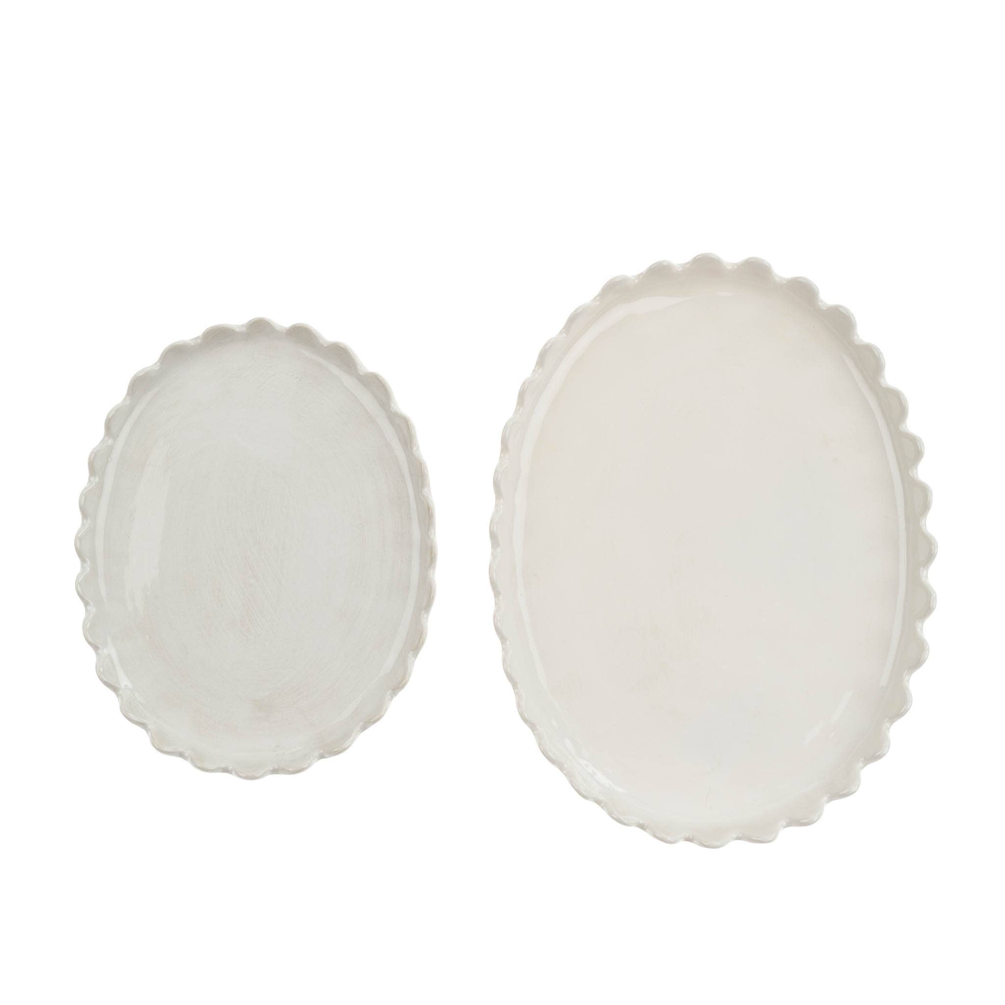 Scalloped Oval Plate S
