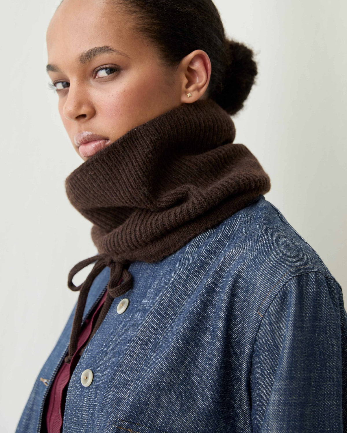 Bow Brown Cowl