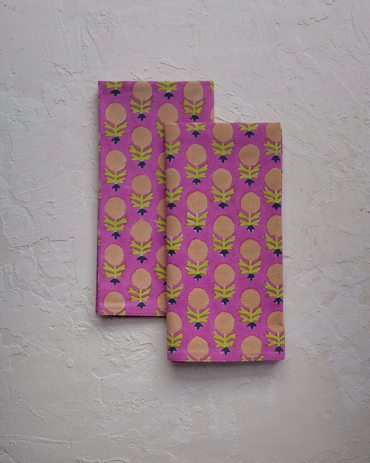 KESYA - BLOCK-PRINTED TABLE NAPKINS - SET OF 4 (FUCHSIA)