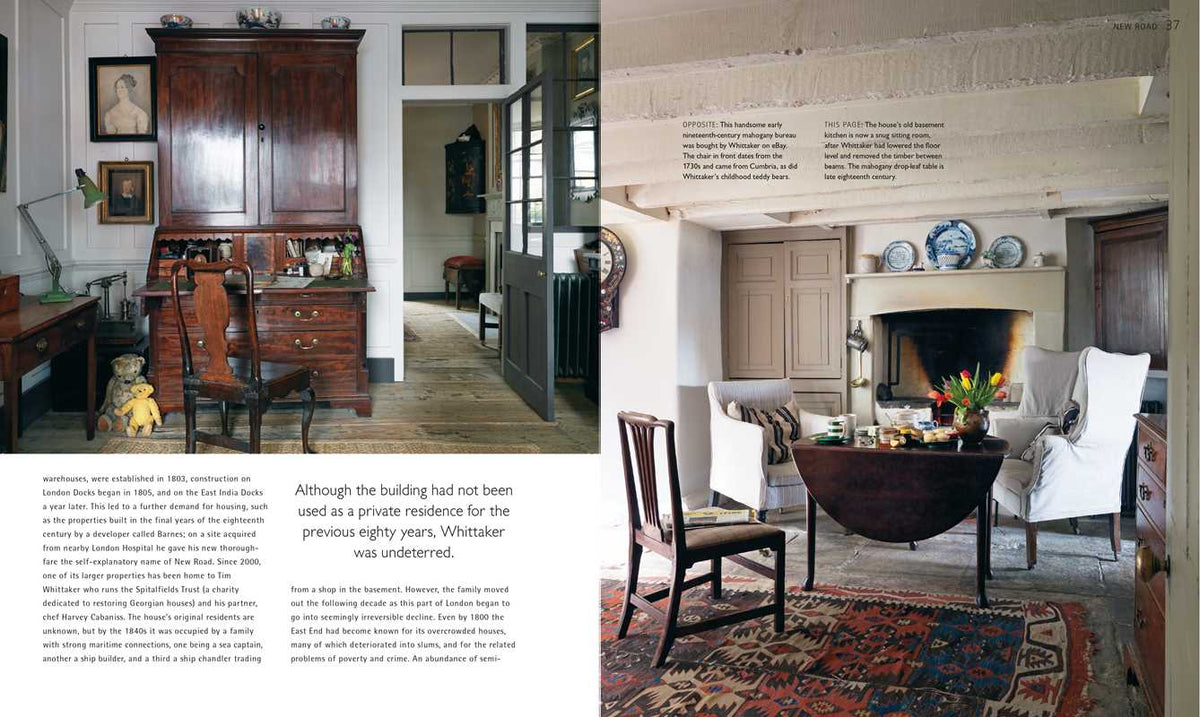 Romantic English Homes by Robert O'Byrne