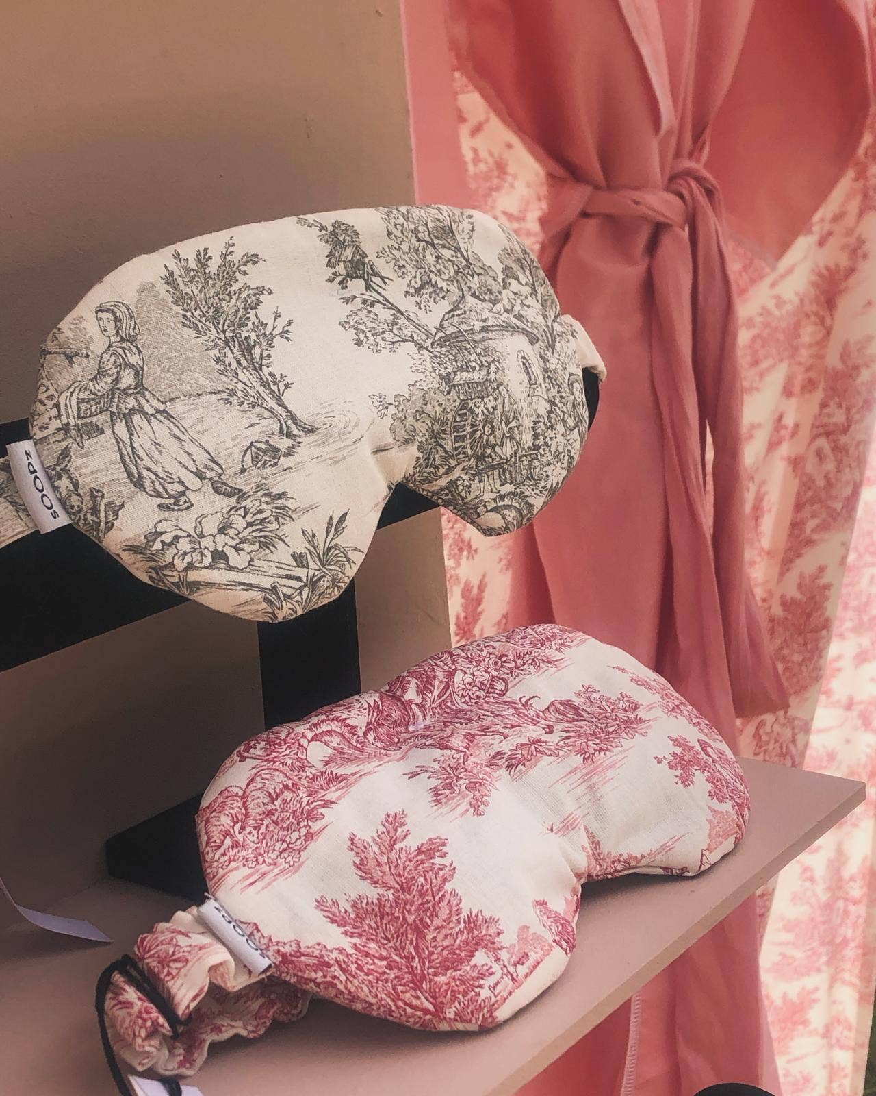 EYE MASK | Red Toile