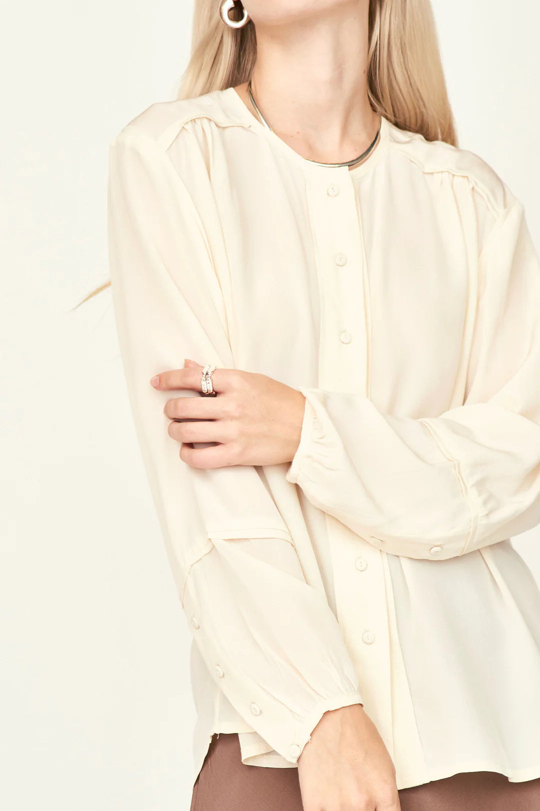 DAKOTA BLOUSE IN IVORY