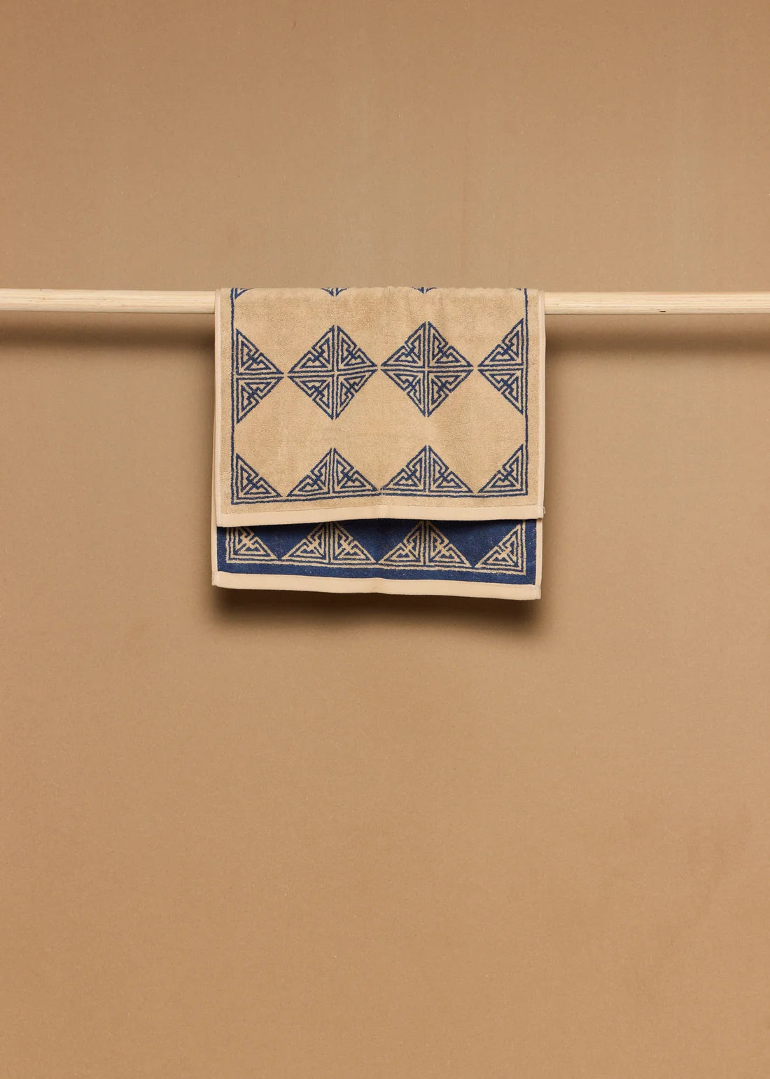 Agnes Hand Towel