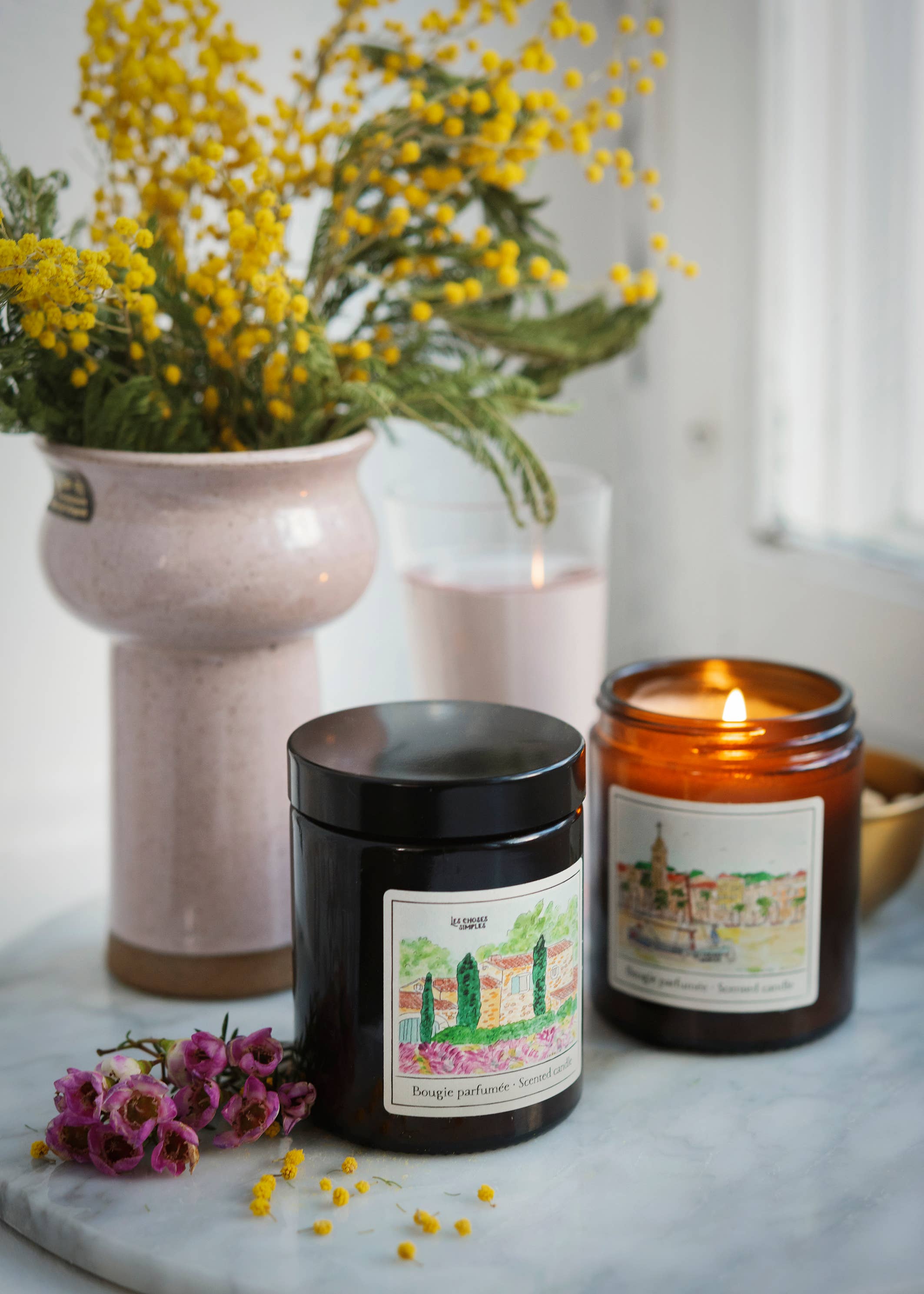 Medium Scented Soy-Wax Candle "Lavender Fields"